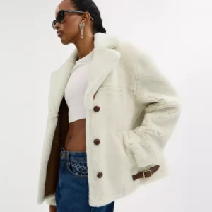 Cardi Mantel aus Lammfell*COACH Shop