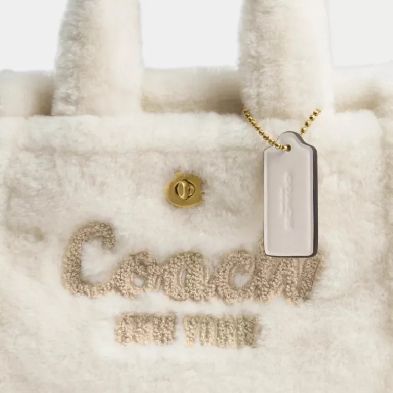 Cargo Tote 20 aus Lammfell*COACH Cheap