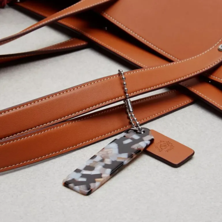 Die Re Laceable Tote: Groß*COACH New