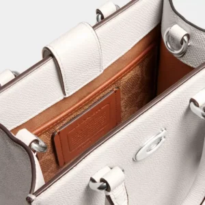 Tote 16 Mit Details Aus Signature Canvas*COACH Sale